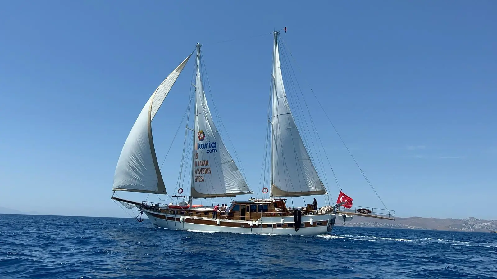 Karyalı denizde kapak